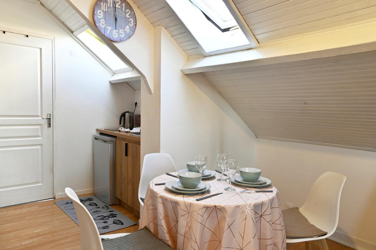 T2 Cosy Et Lumineux - Proche Centre Et Commodites Saint-Quentin  Exteriér fotografie