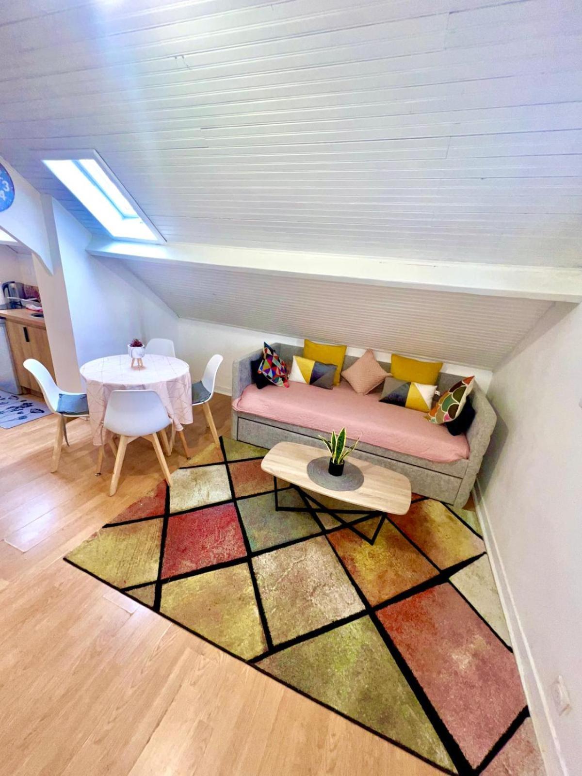 T2 Cosy Et Lumineux - Proche Centre Et Commodites Saint-Quentin  Exteriér fotografie